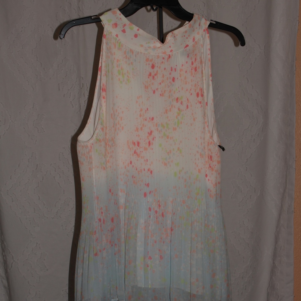 NWT 1. Slate sleeveless tie back top. Pastel